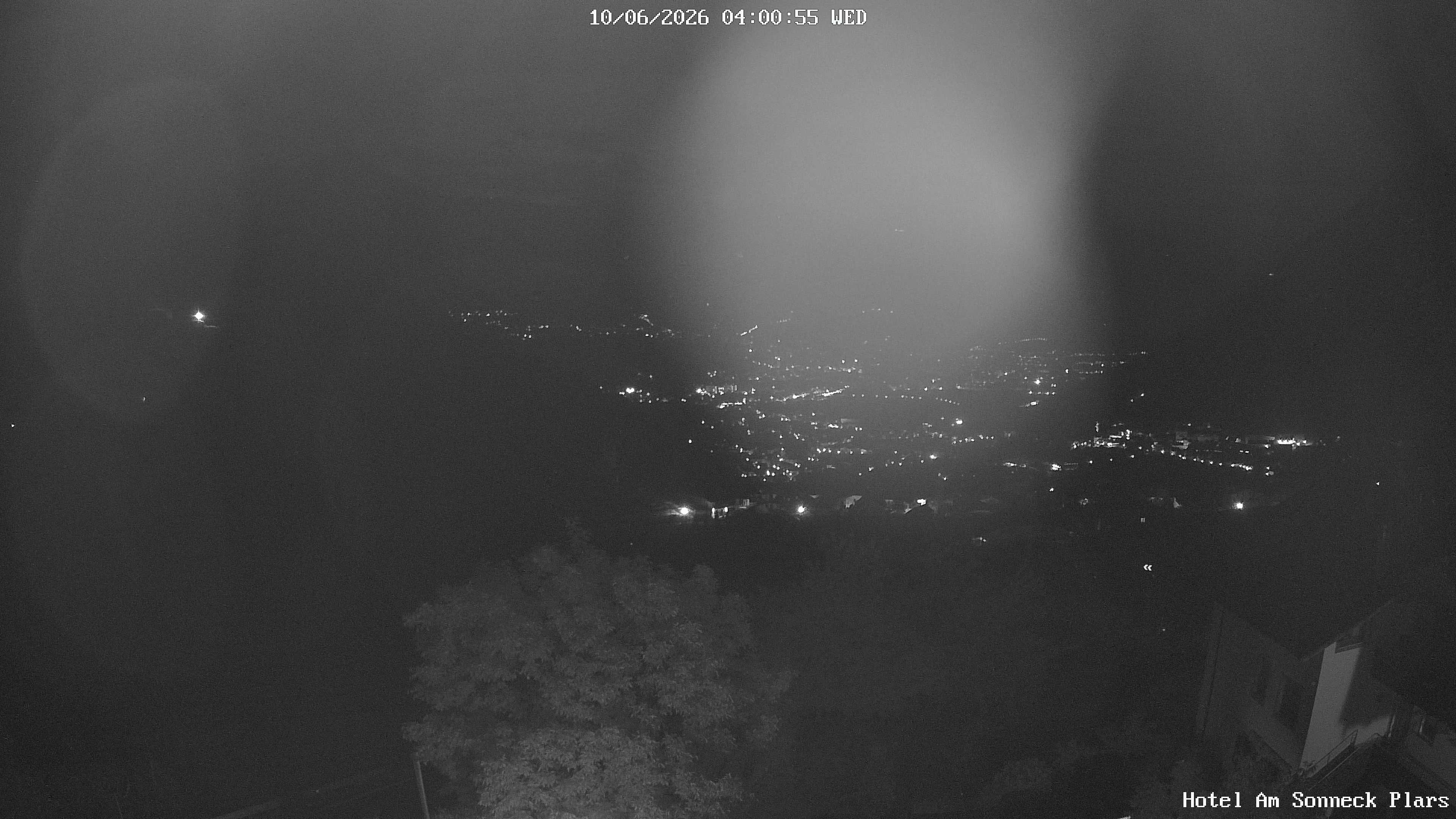 04:00